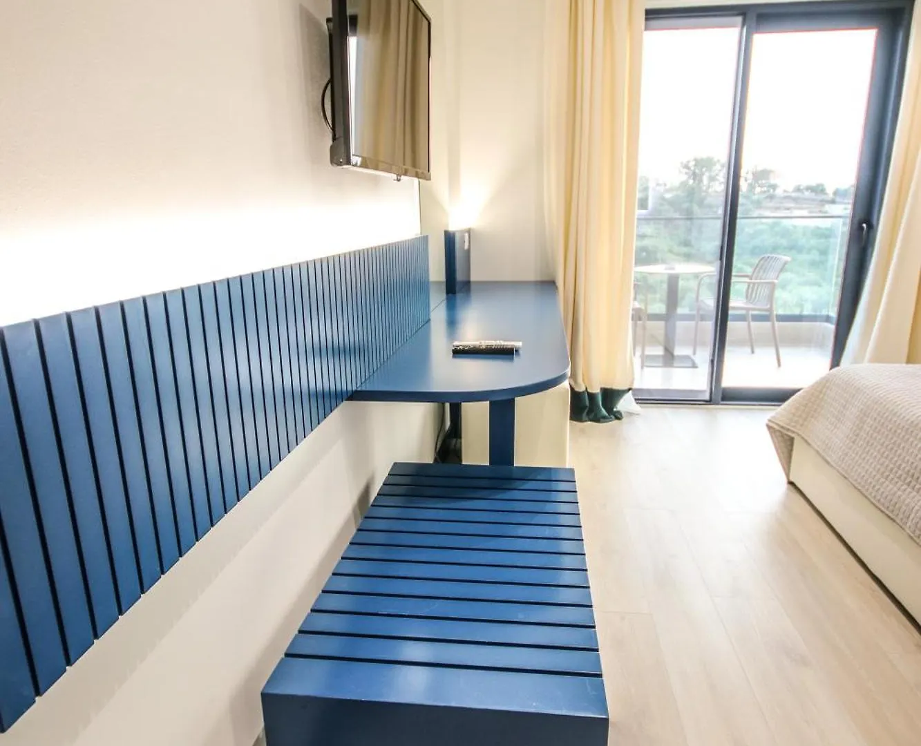 Bay View Hotel Himare Albania