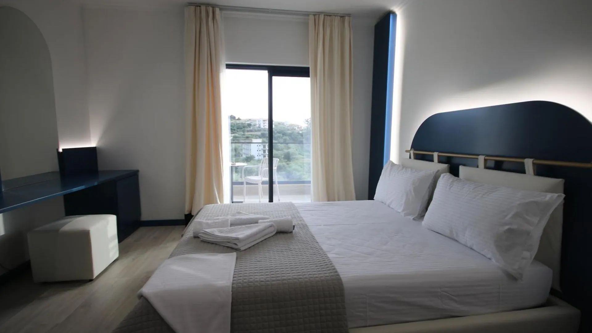 Inn Bay View Hotel Himare Albania