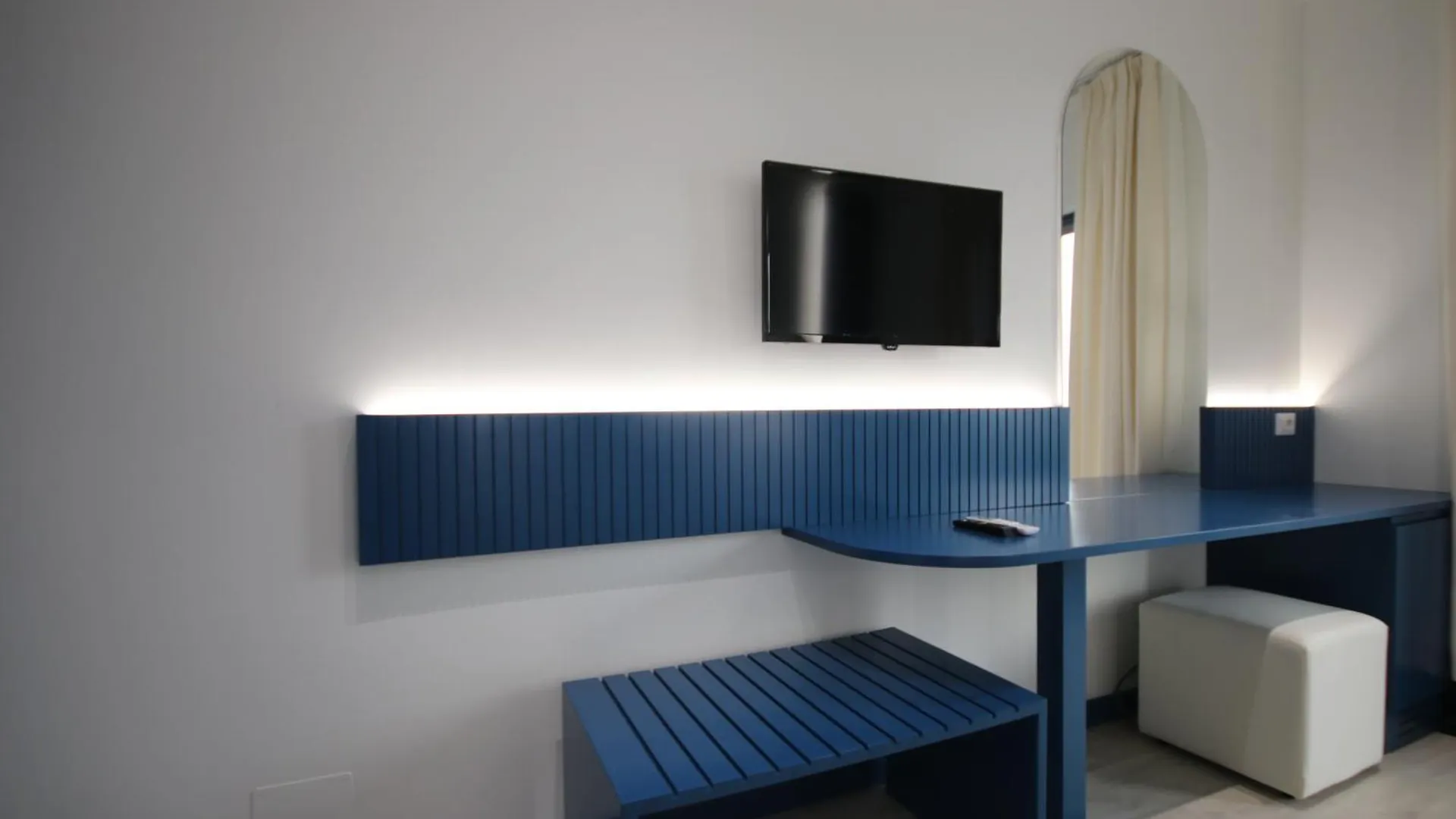 Bay View Hotel Himare
