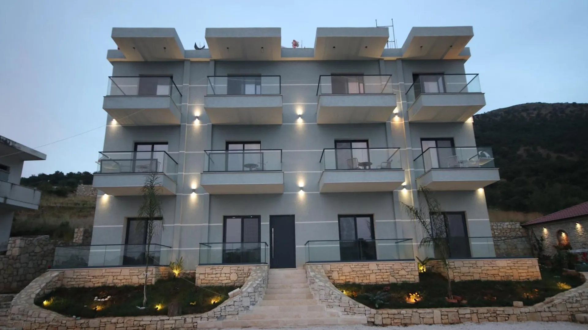 Bay View Hotel Himare Albania