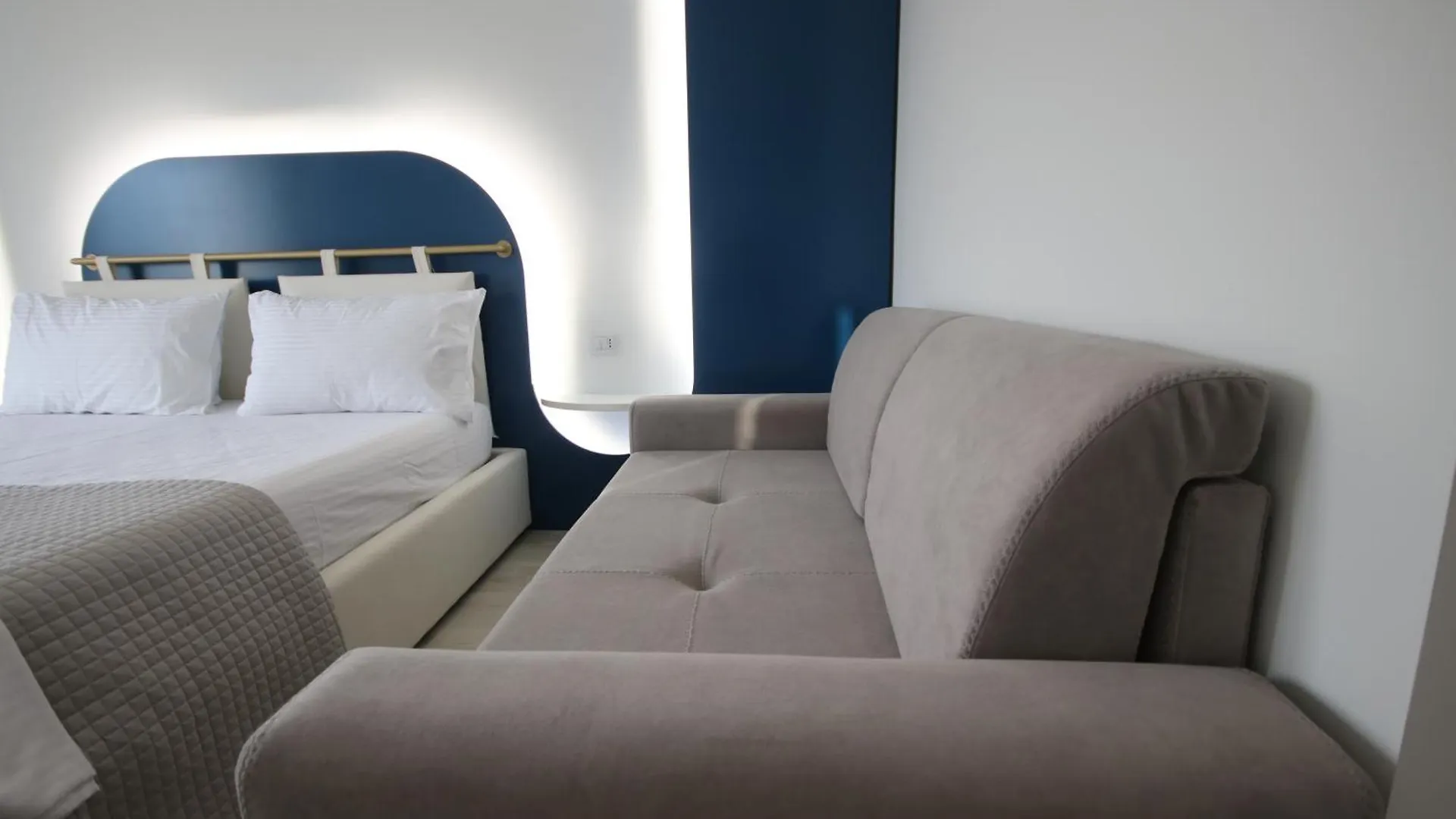 Bay View Hotel Himare Albania