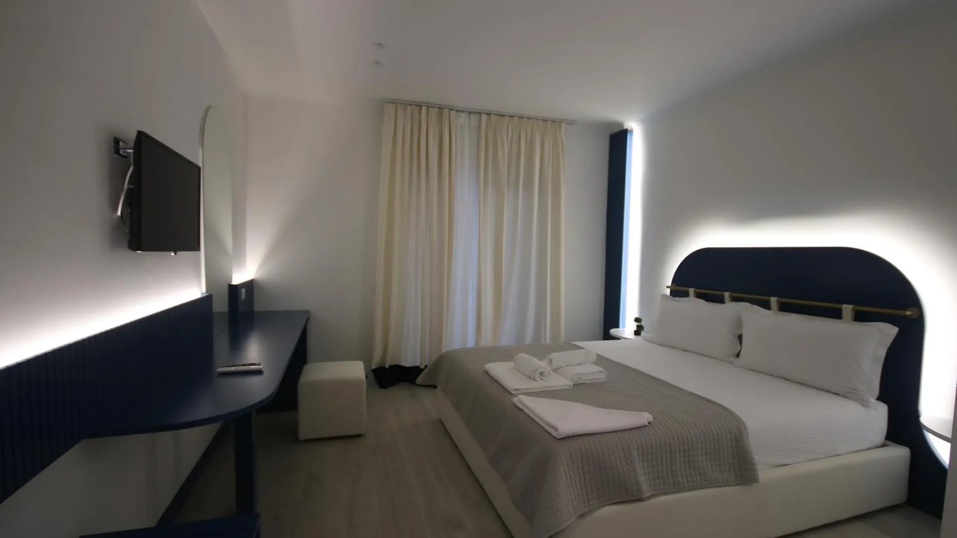 Inn Bay View Hotel Himare Albania